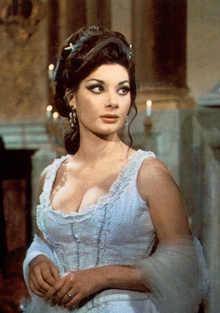 Edwige Fenech Picture