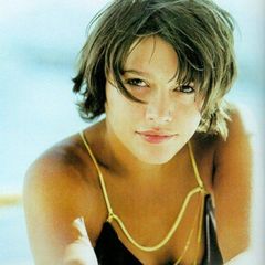 Image of Emma de Caunes