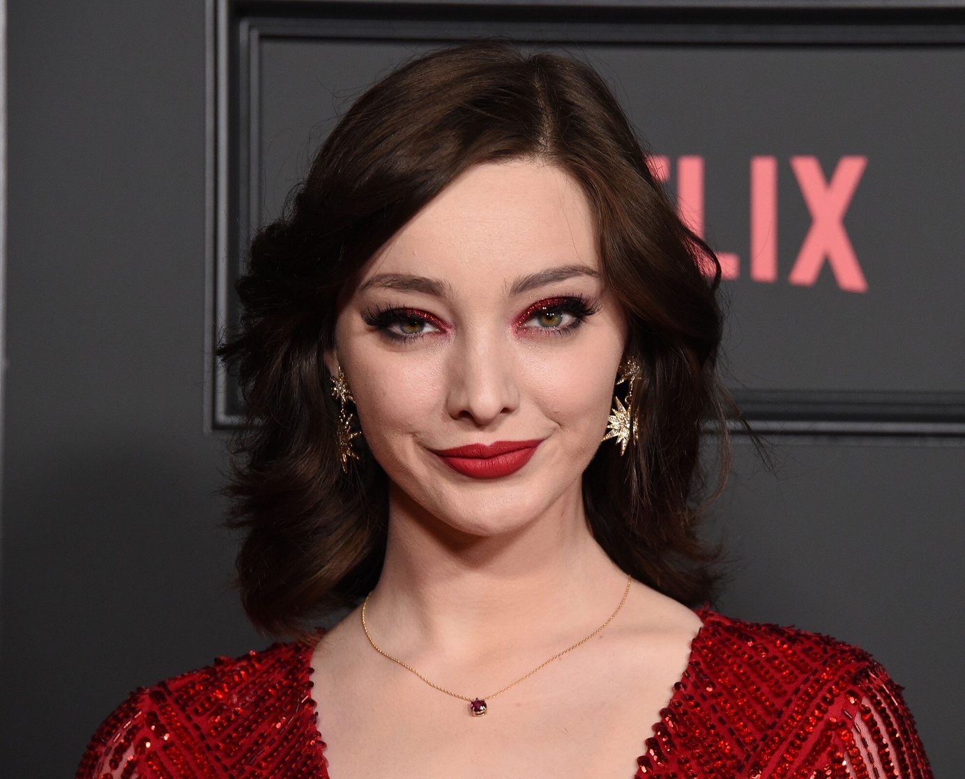 Emma Dumont Emma Dumont