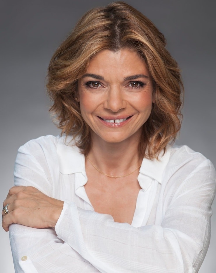 Picture of Laura San Giacomo.