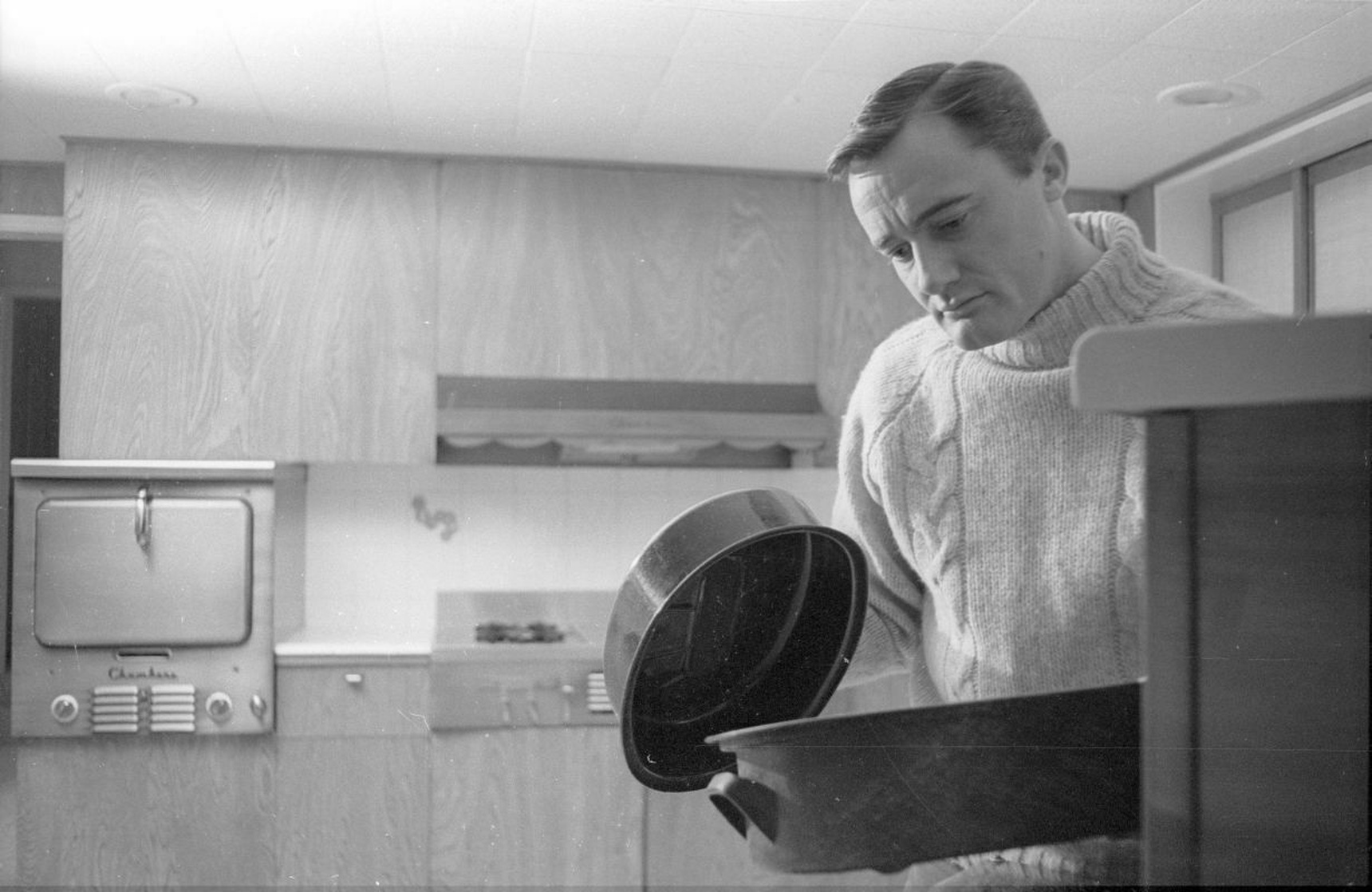 Robert Vaughn