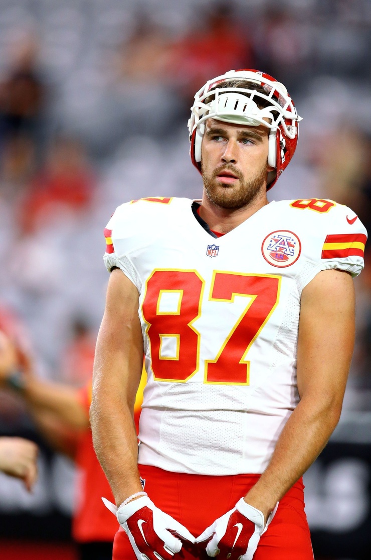 What Number Is Travis Kelce On The Chiefs