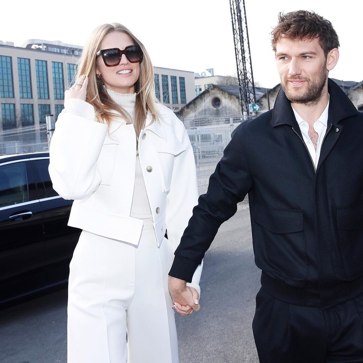 Picture of Toni Garrn