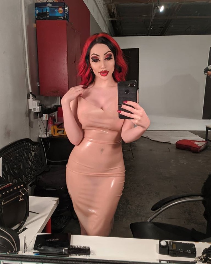 Picture of Dani Divine