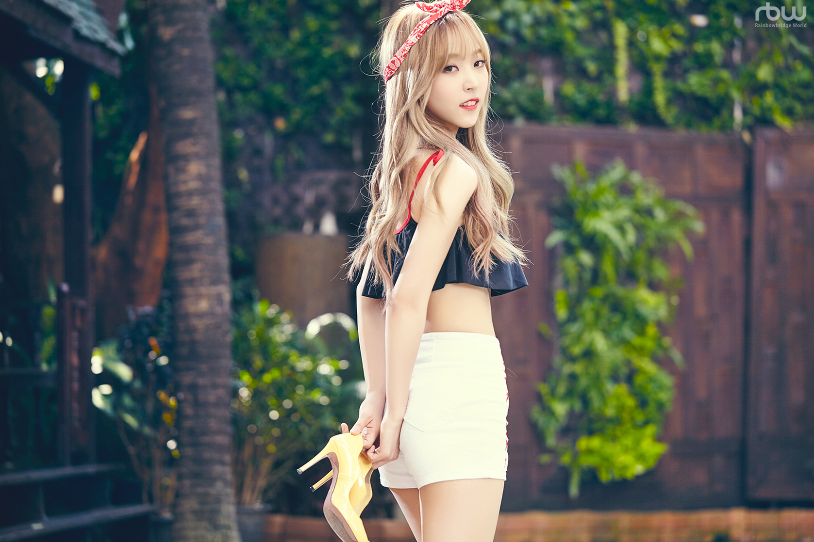 Moon Byul Yi Moon Byul Yi