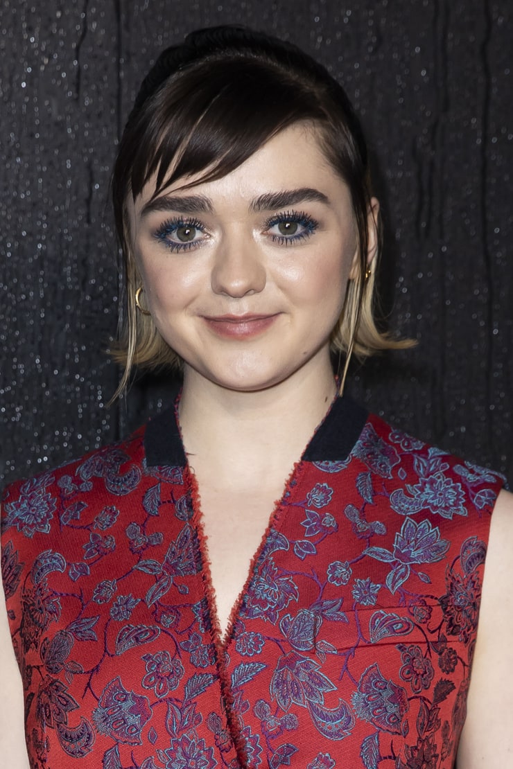 Picture Of Maisie Williams