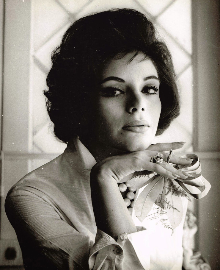 Picture of Kitty de Hoyos