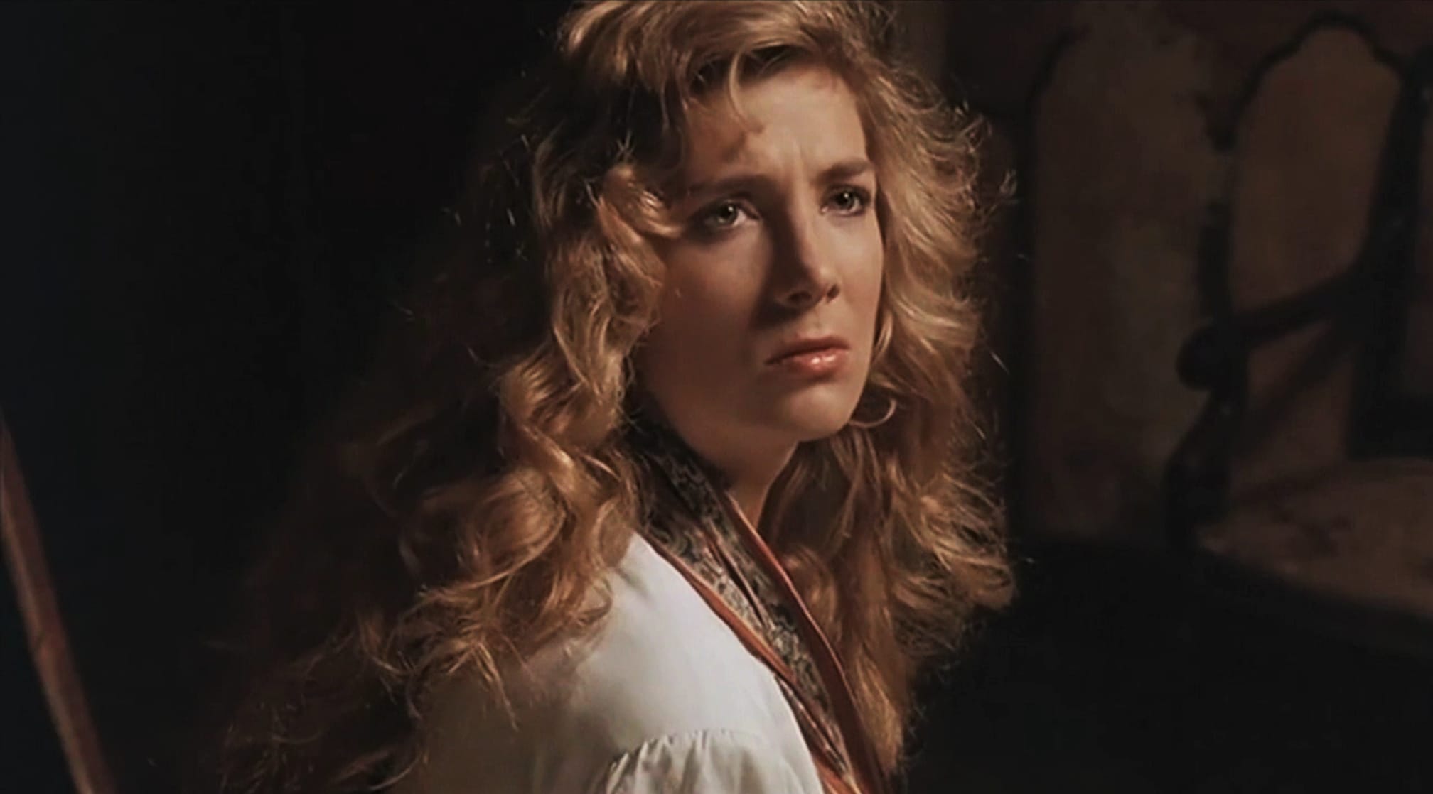 The Comfort of Strangers (1990)