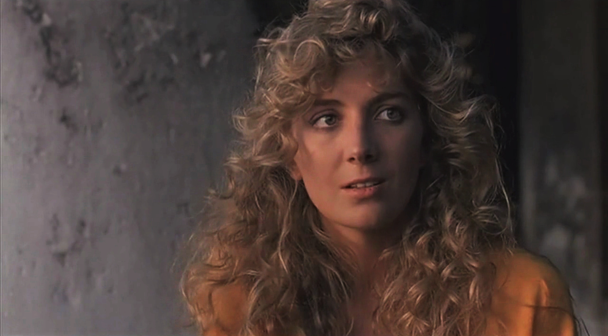 The Comfort of Strangers (1990)