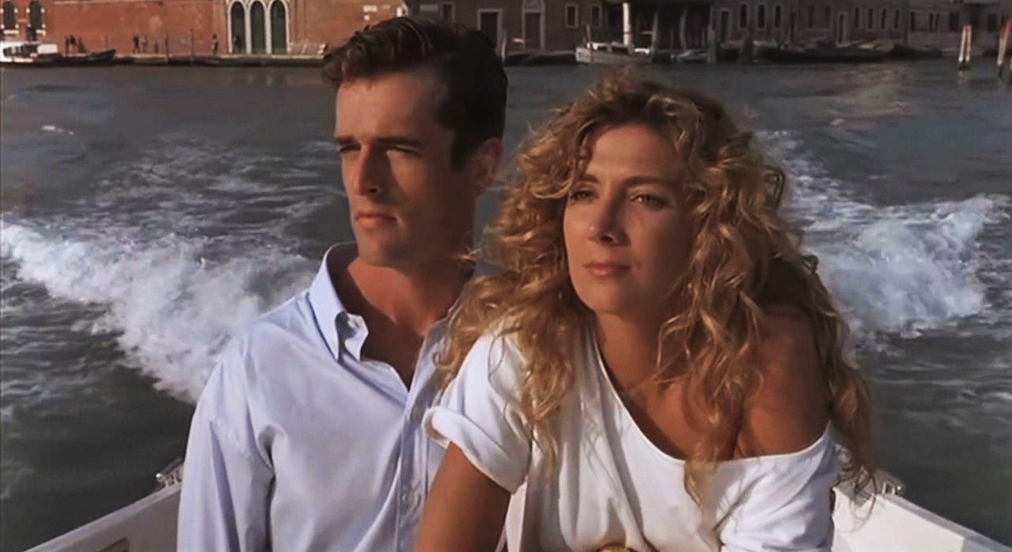 The Comfort of Strangers (1990)