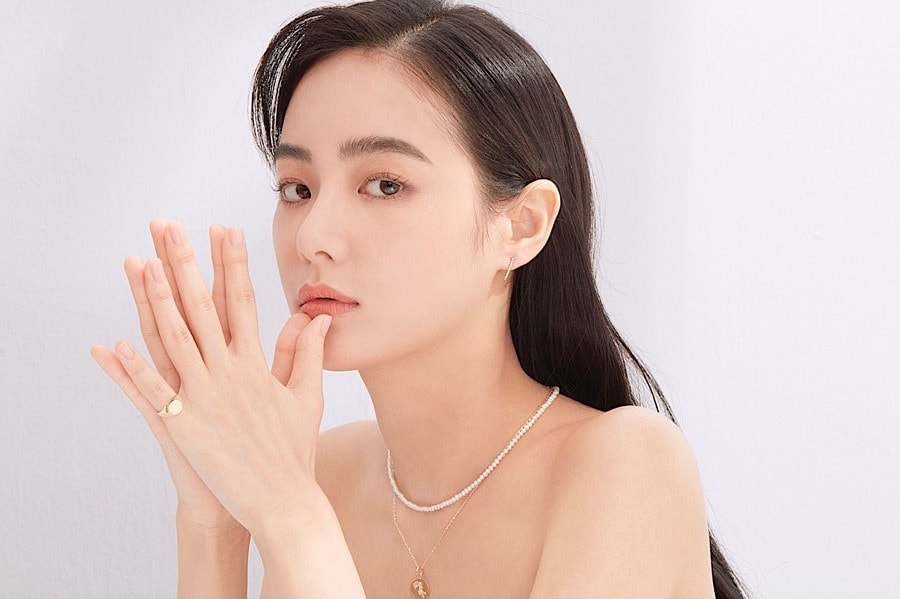 Suzu Hong Suzu Hong
