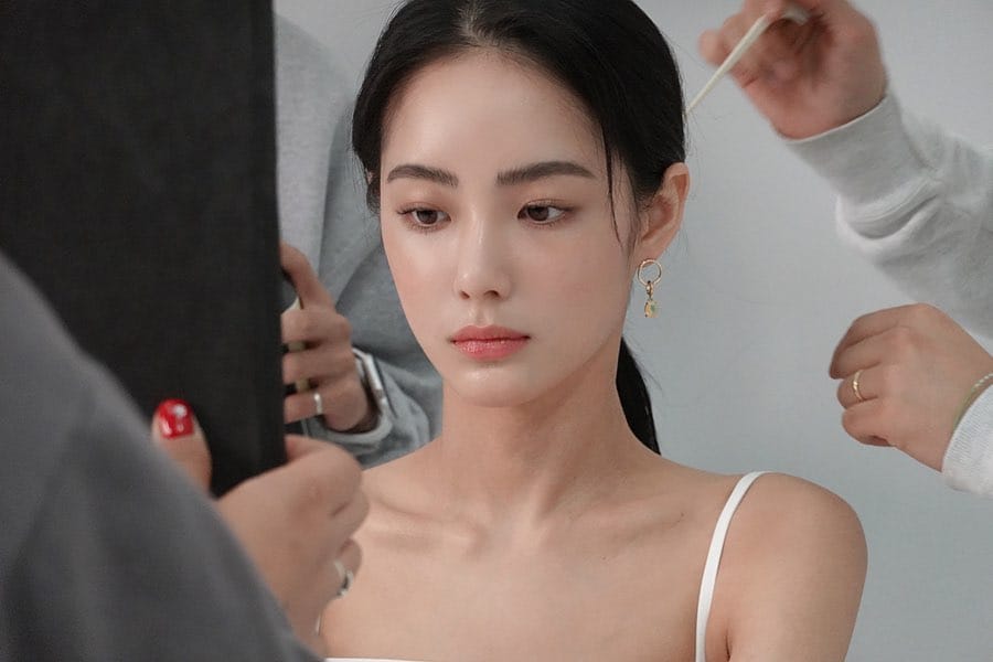 Suzu Hong Suzu Hong
