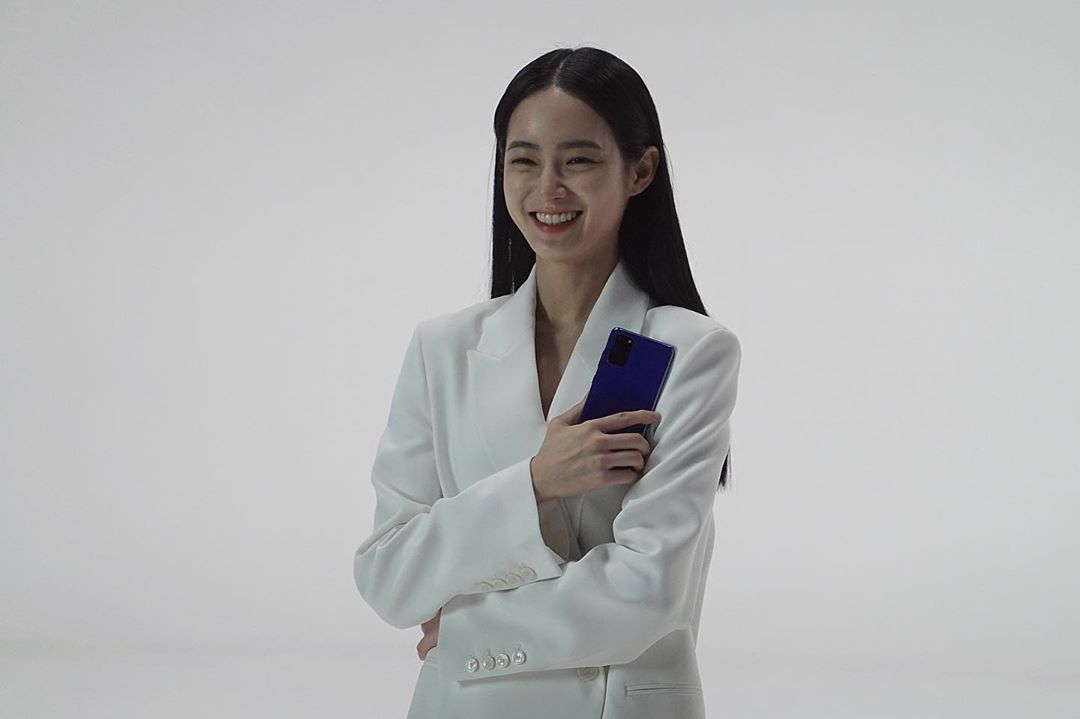 Suzu Hong Suzu Hong