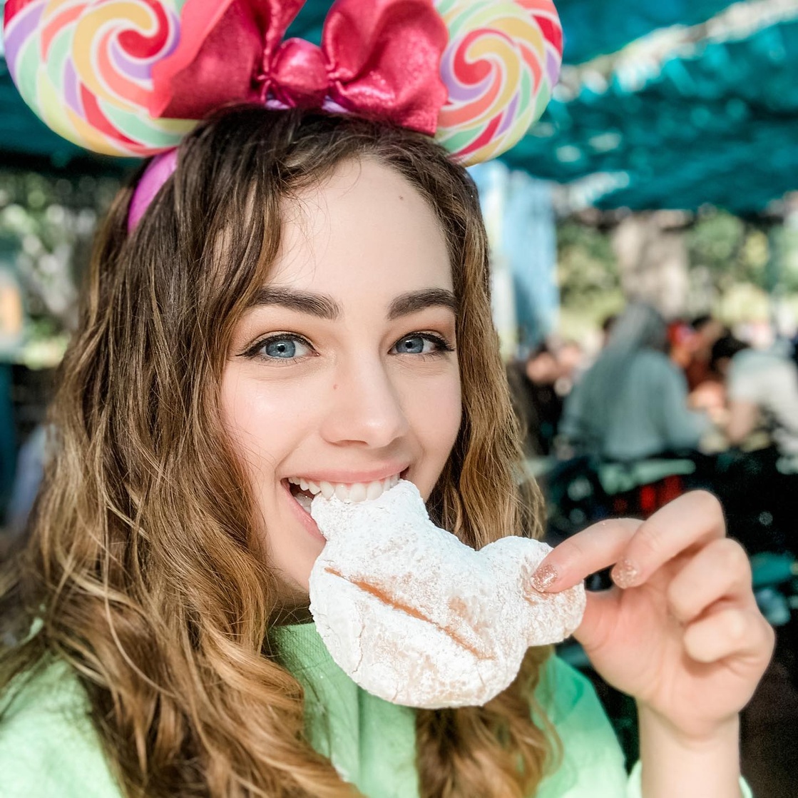 Mary Mouser Mary Mouser