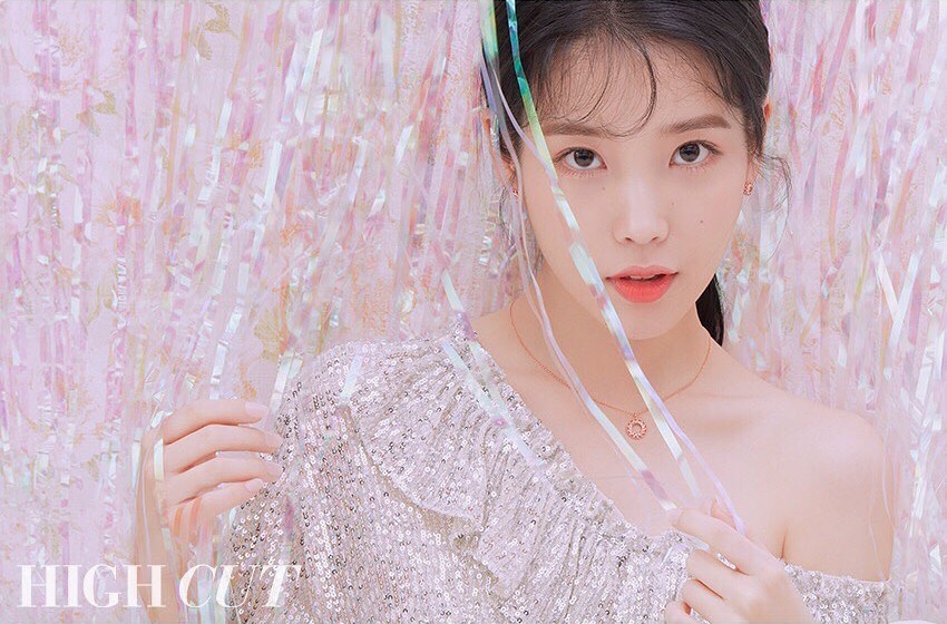 IU IU