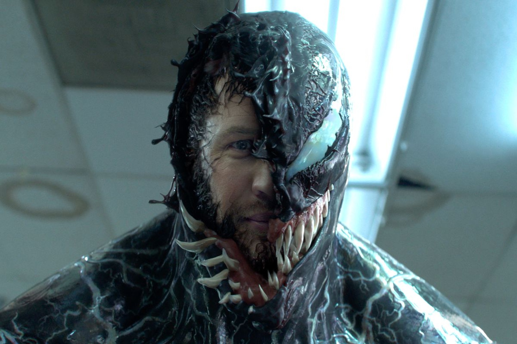 Eddie Brock / Venom (Tom Hardy)