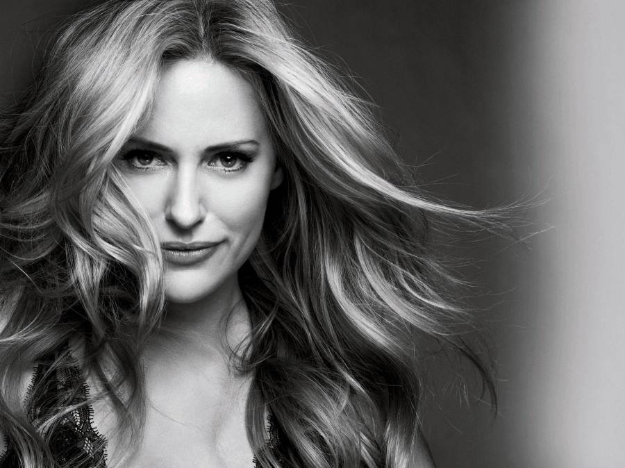 Aimee Mullins