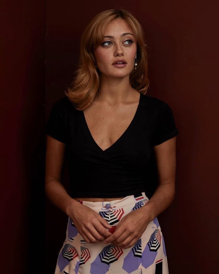 Ella Purnell hq