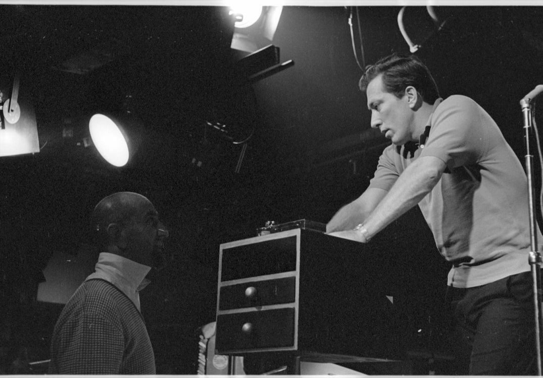 Andy Williams