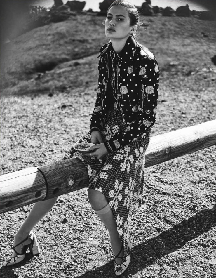 Cameron Russell image