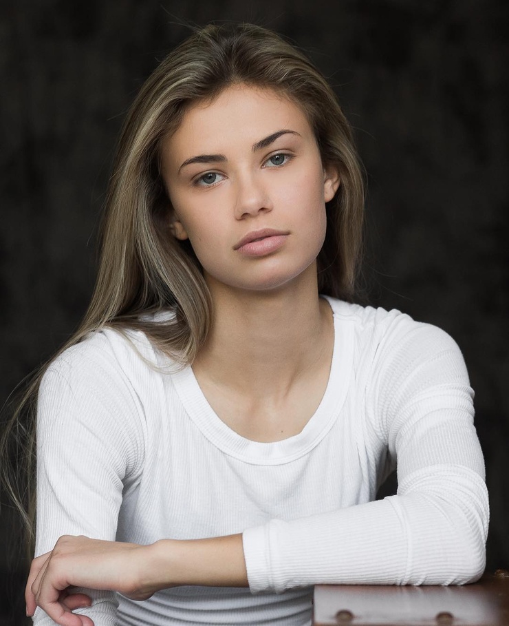 Picture of Elizabeth Jamrozy