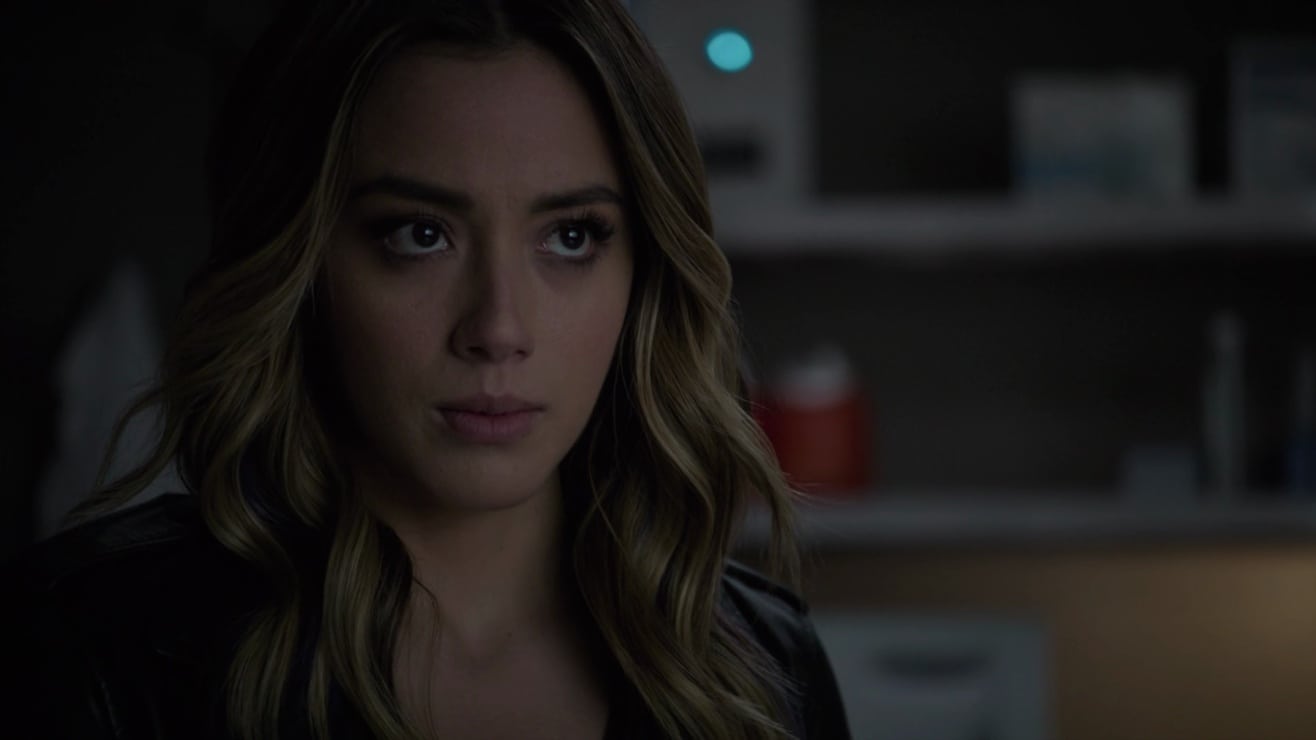 Chloe Bennet image