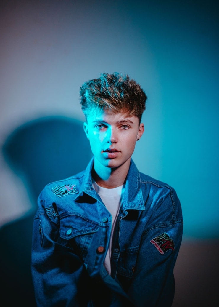 Picture of HRVY