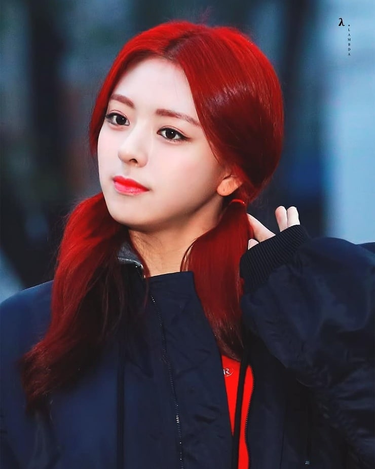 Picture of Yuna (ITZY)