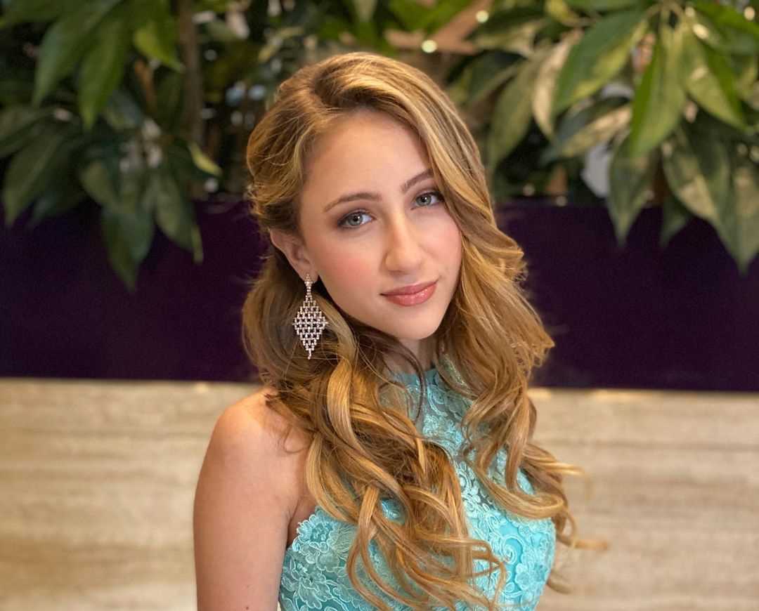 Ava Kolker Ava Kolker