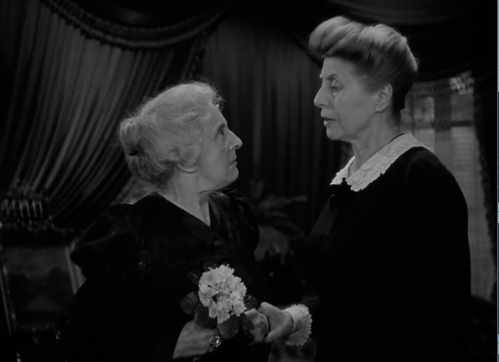 Margaret Wycherly and Blanche Yurka