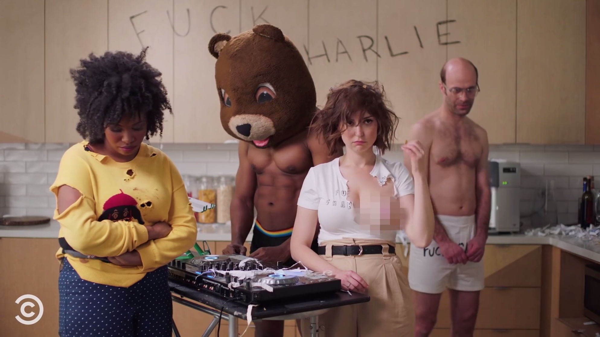 Milana Vayntrub Milana Vayntrub
