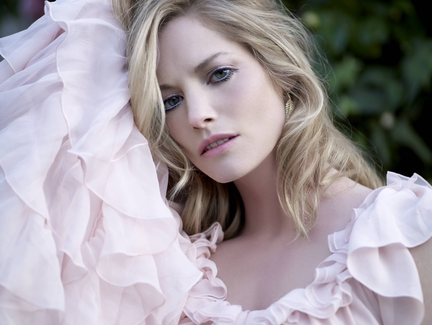 Sienna Guillory