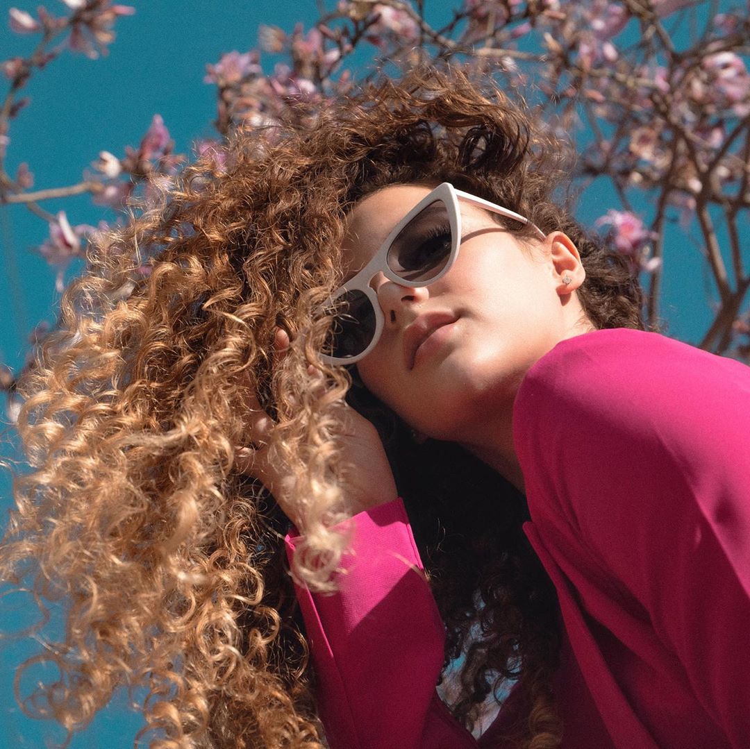 Sofie Dossi Sofie Dossi