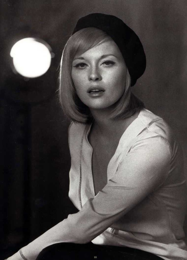 Faye Dunaway picture