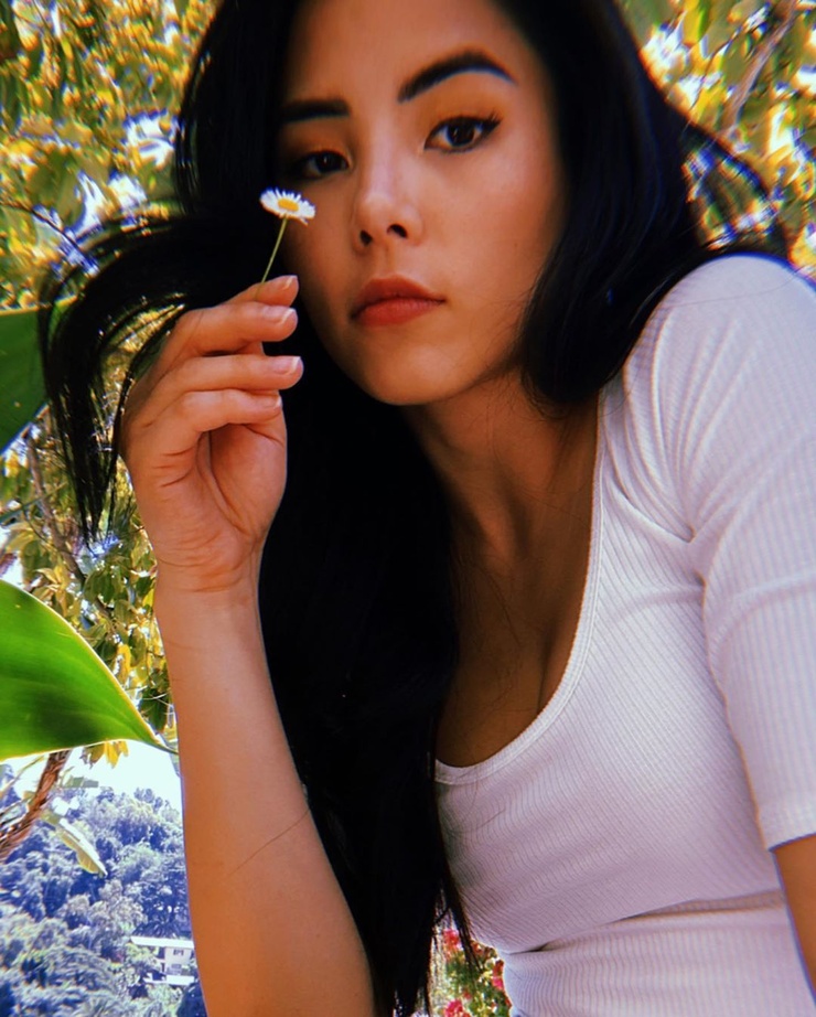 picture-of-anna-akana