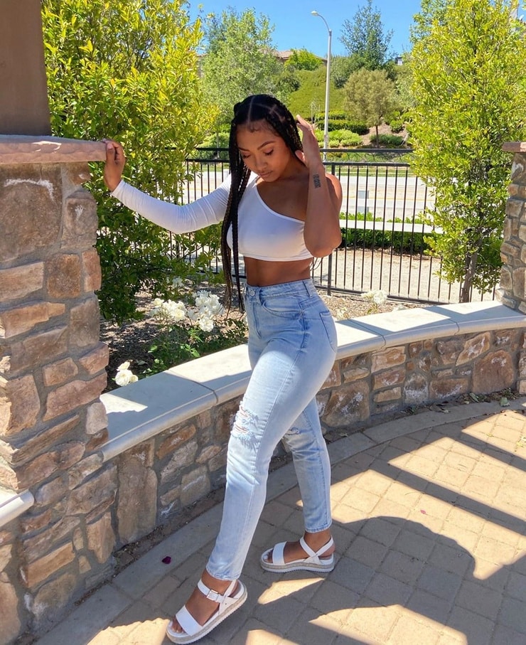 Picture of Parker McKenna Posey