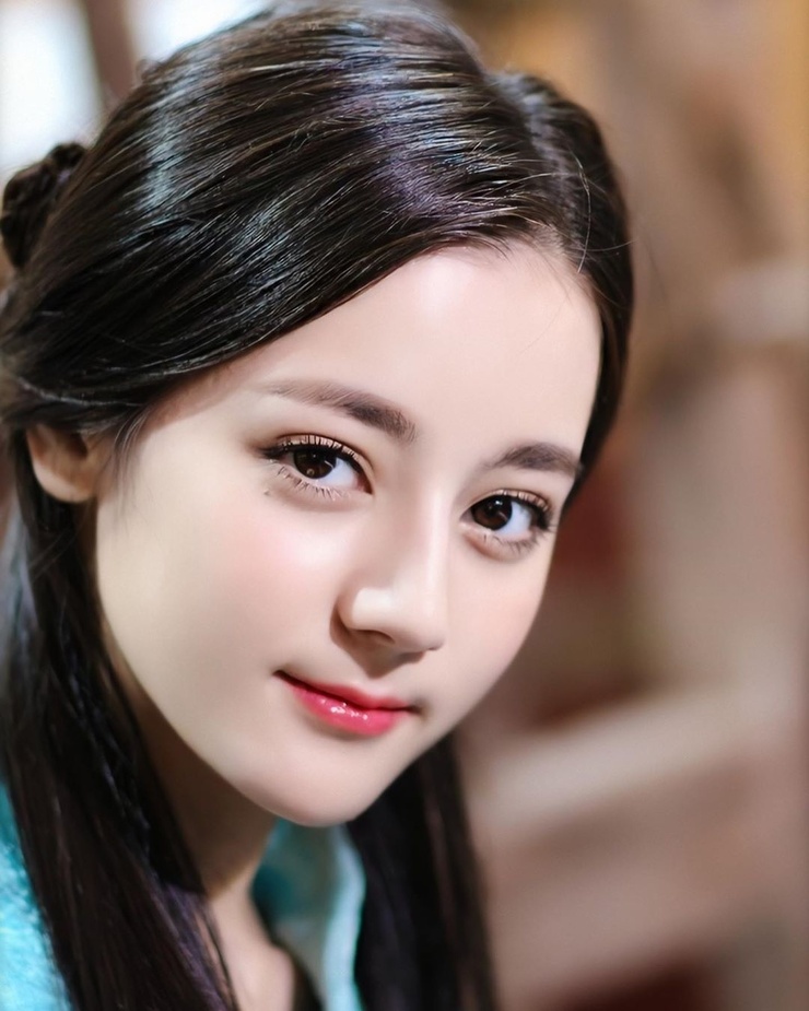 Picture Of Dilraba Dilmurat