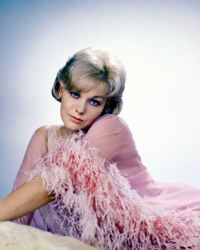 Picture of Kim Novak.