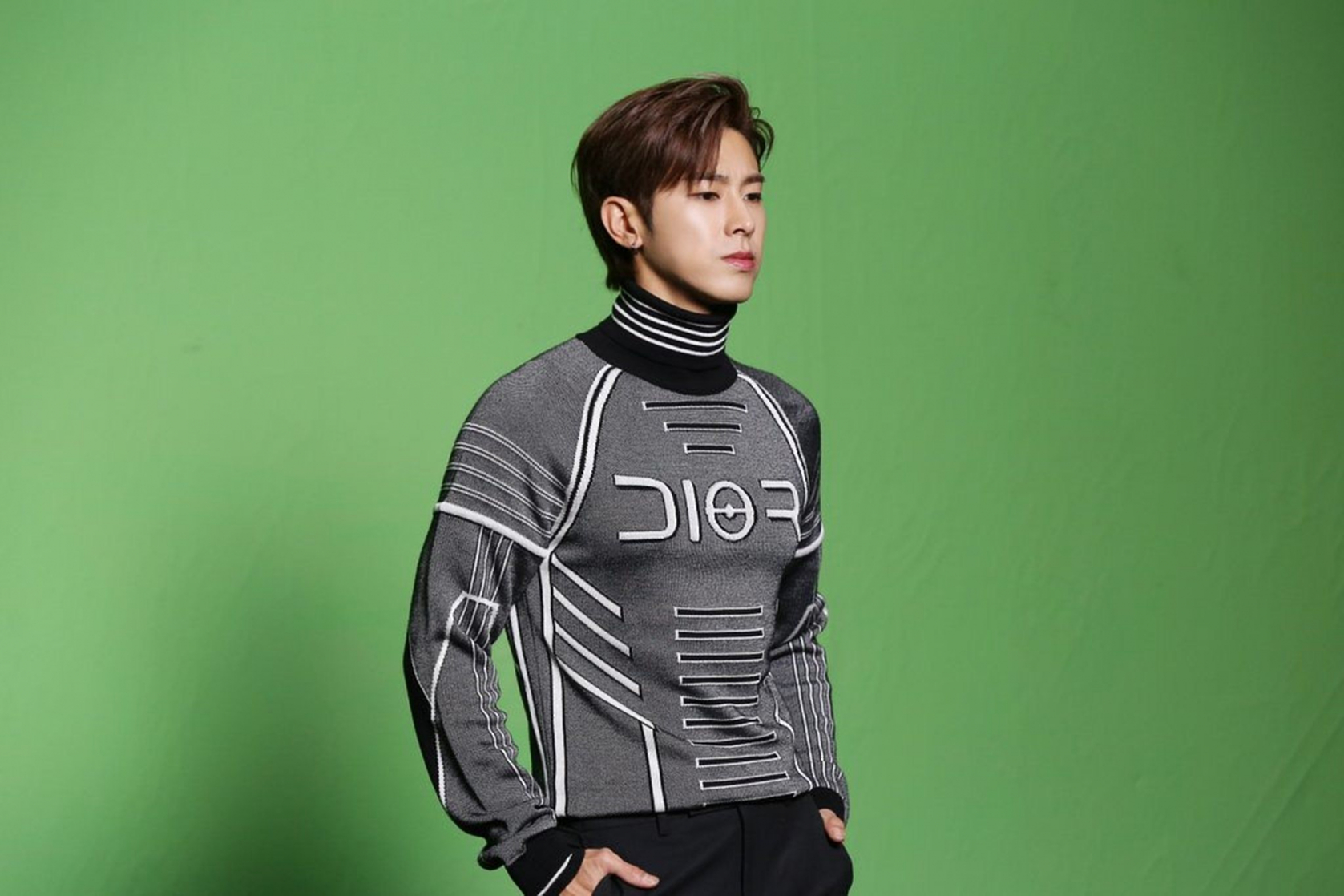 Yunho Jung