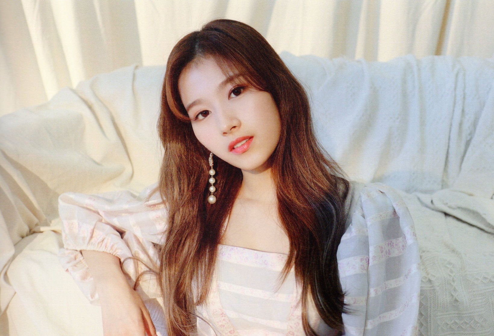 Minatozaki Sana Minatozaki Sana
