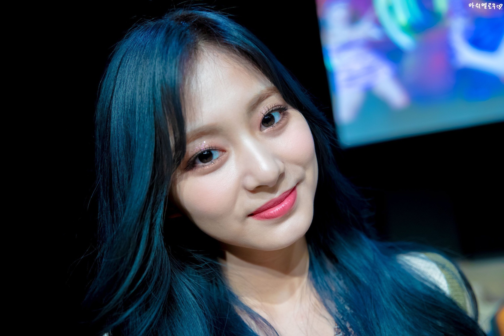 Chou Tzu-yu (Tzuyu)