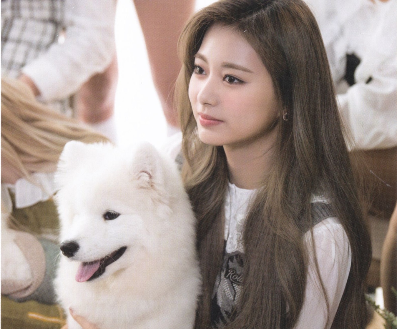 Chou Tzu-yu (Tzuyu) Chou Tzu-yu (Tzuyu)
