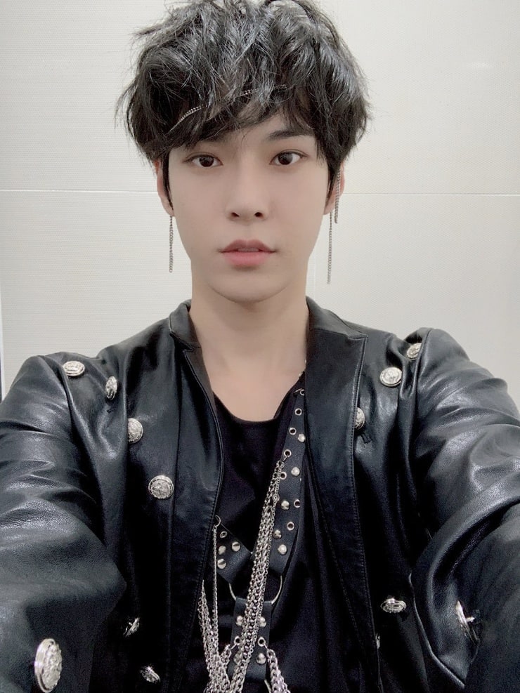 Picture of Doyoung