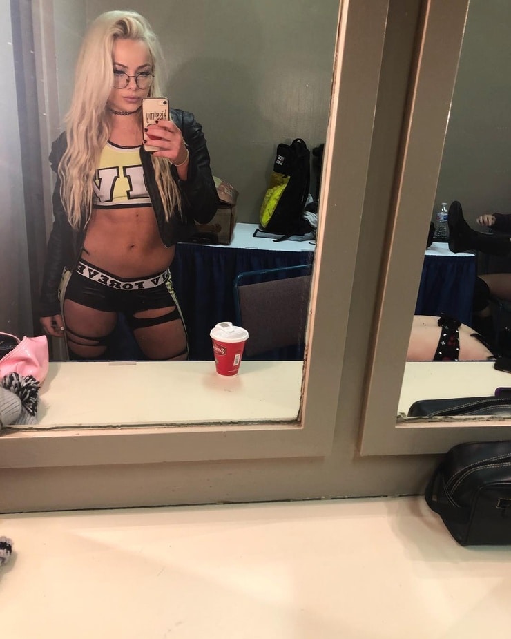 Liv Morgan Nude Pics