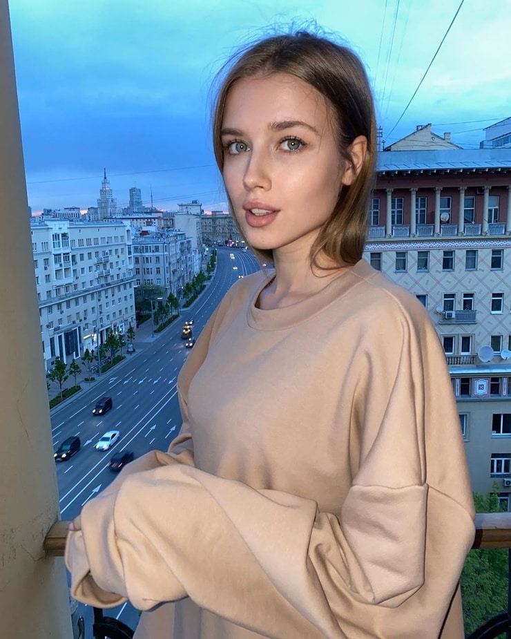 Polina malinovskaya фото слив