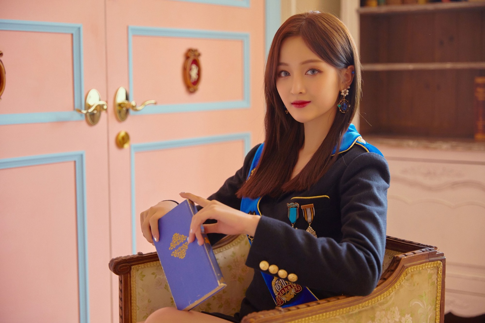 Cosmic Girls Cosmic Girls