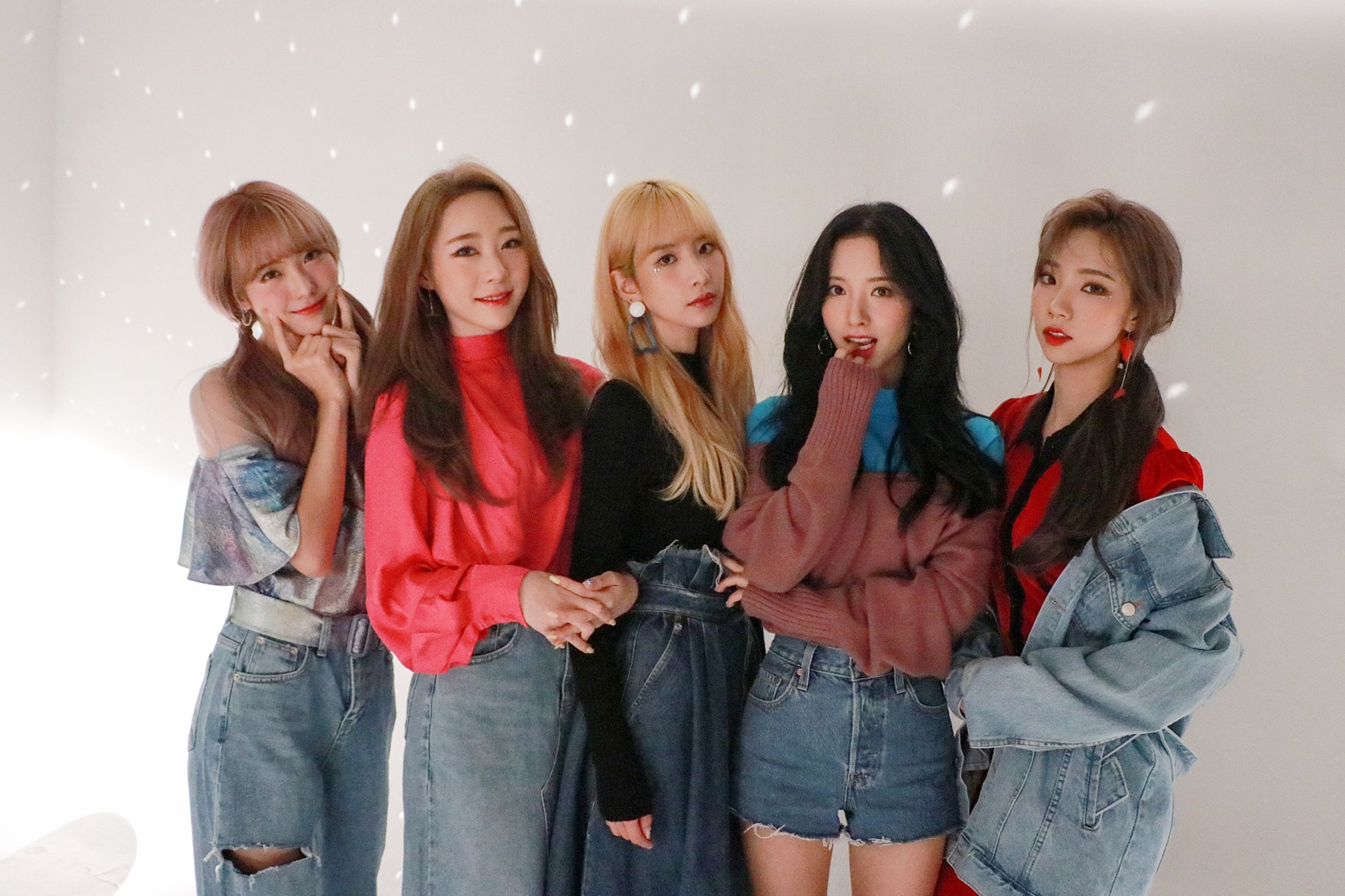 Cosmic Girls