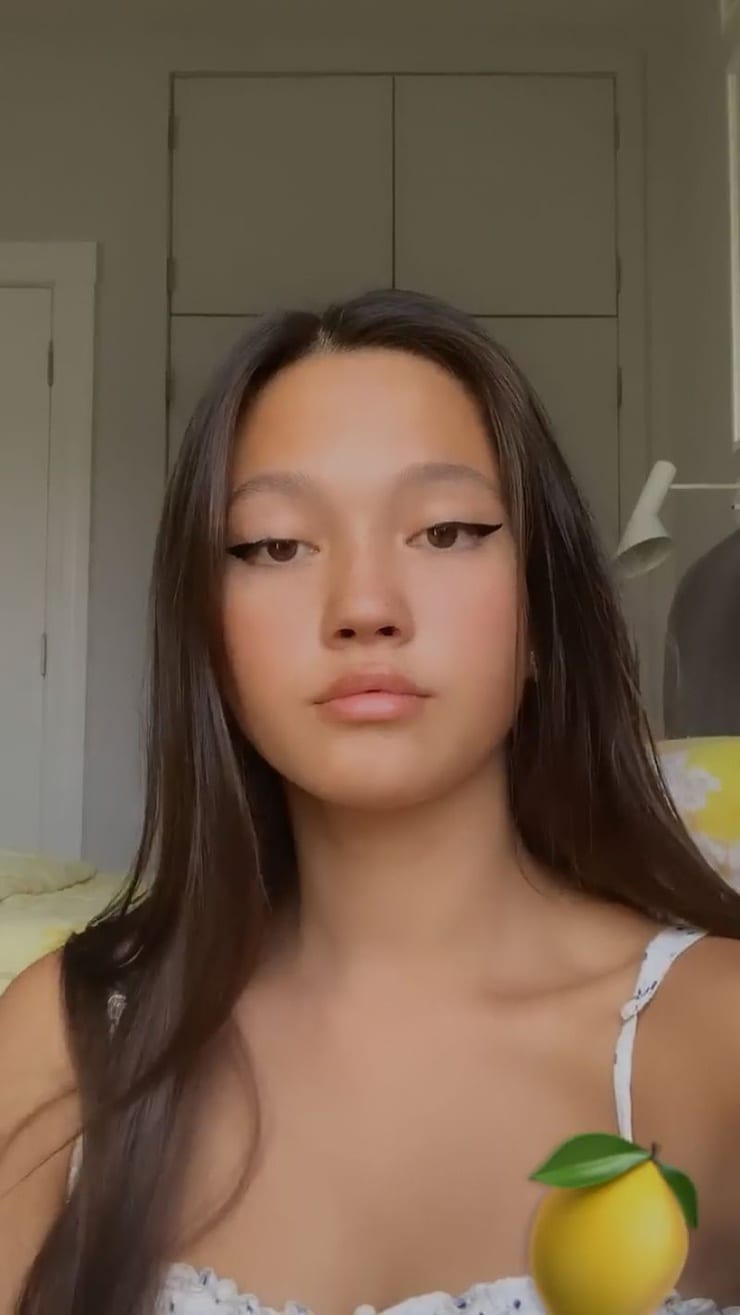 Picture Of Lily Chee