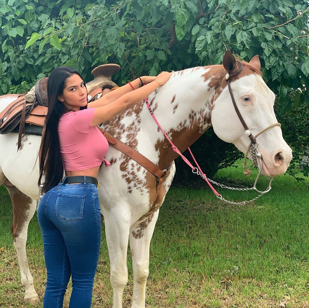 Ana Paula Saenz Ana Paula Saenz