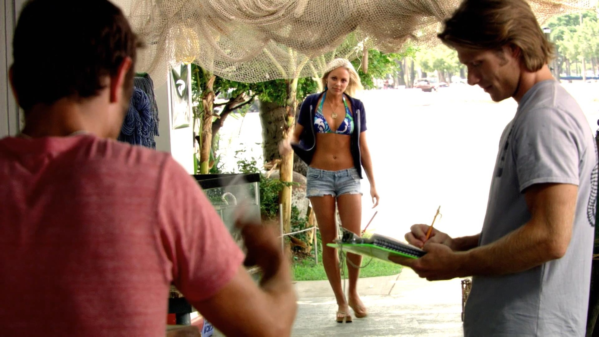 Laura Vandervoort Laura Vandervoort